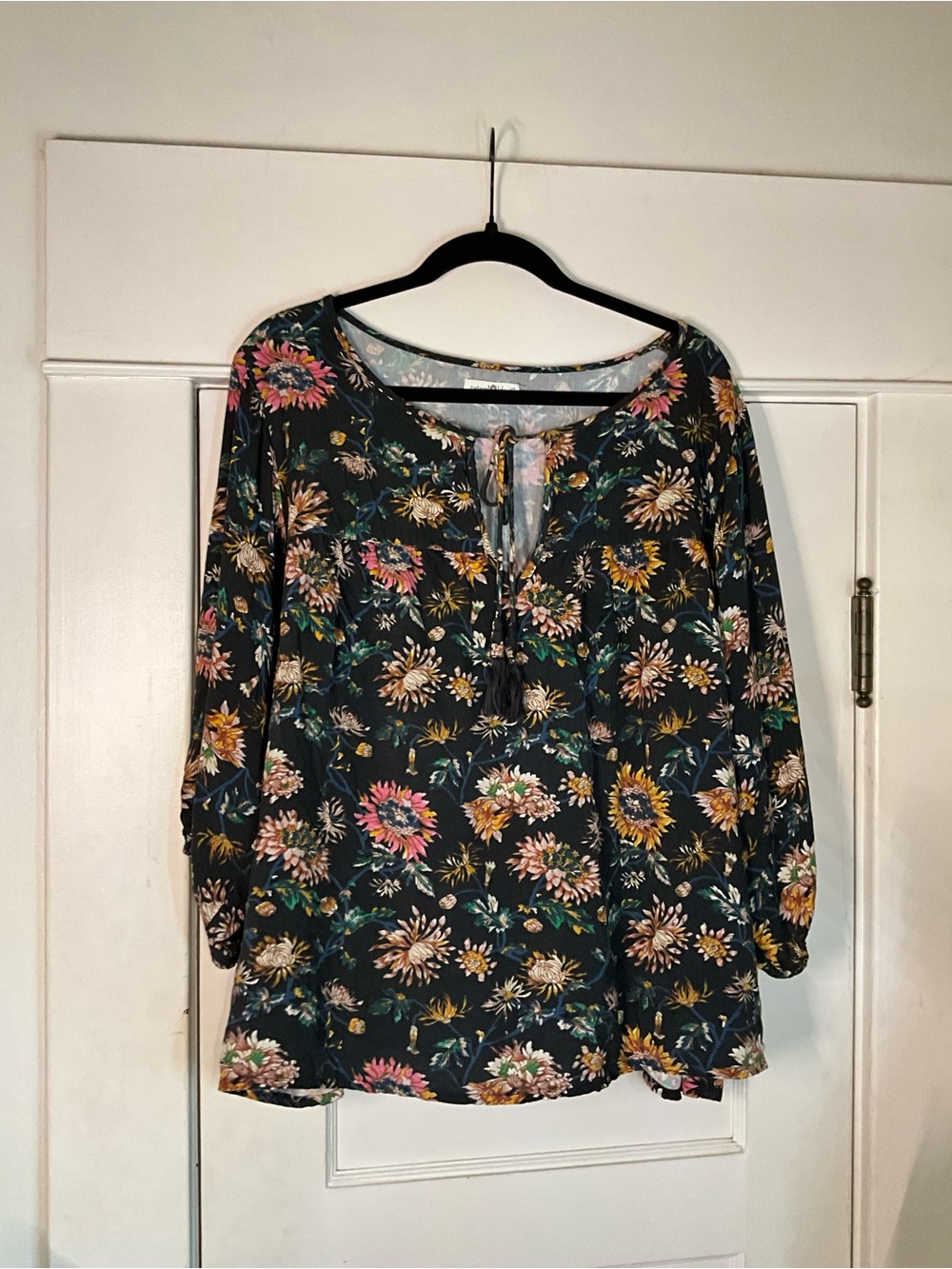 Natural Life Floral Tie-Neck Peasant Blouse